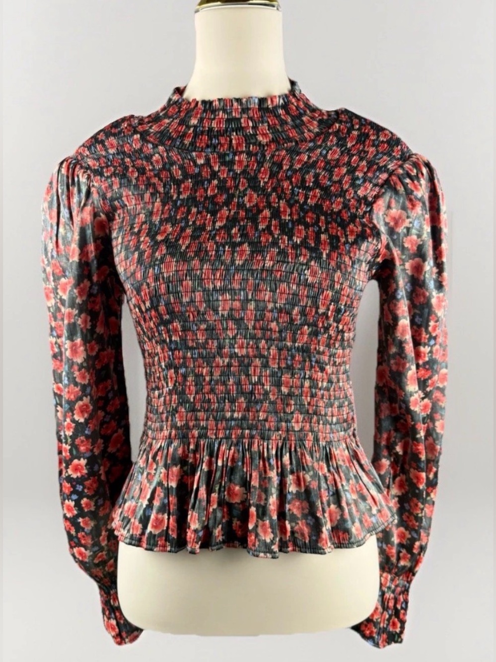 Elli White Women's Top Size Large Floral Shiney Peasant Top Milkmaid